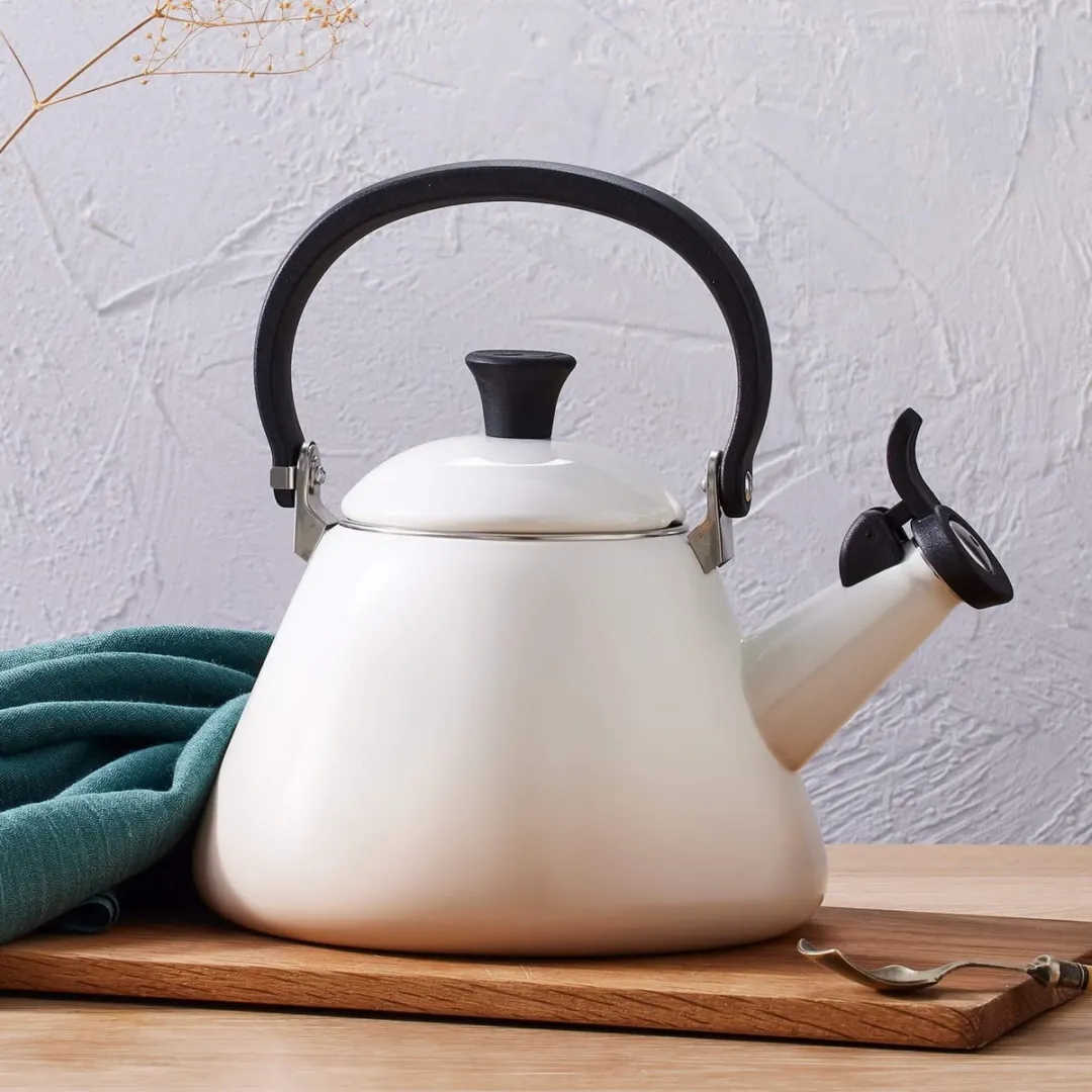 Le Creuset Fluitketel Kone 1.6L - Inductie - Merengue