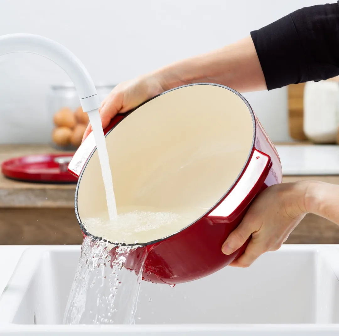KitchenAid Braadpan 26cm - Geëmailleerd Gietijzer - Keizerrood