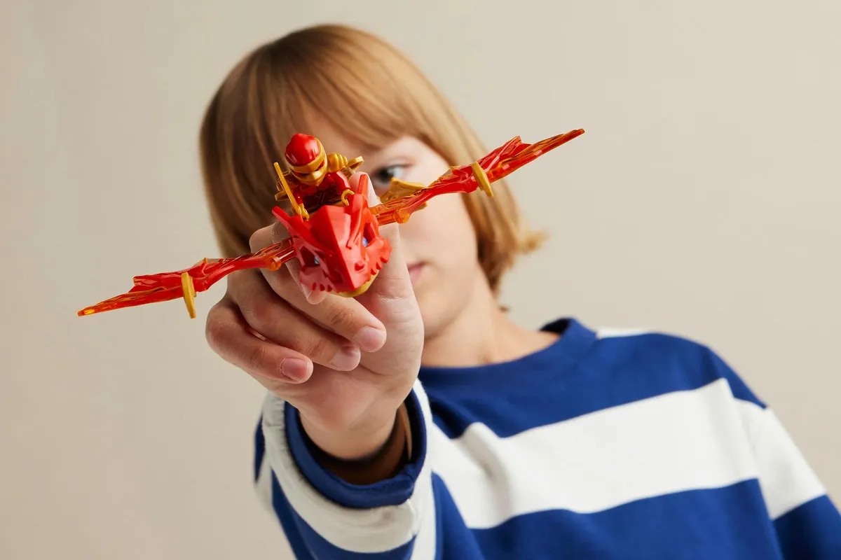 LEGO Ninjago Kai Rijzende Drakenaanval 71801 - 24 Stukken