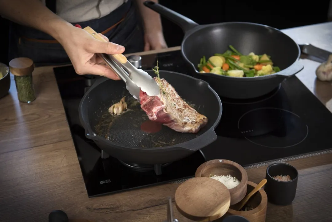 Tefal Robusto Koekenpan 20cm - Inductie - Non-Stick - Zwart