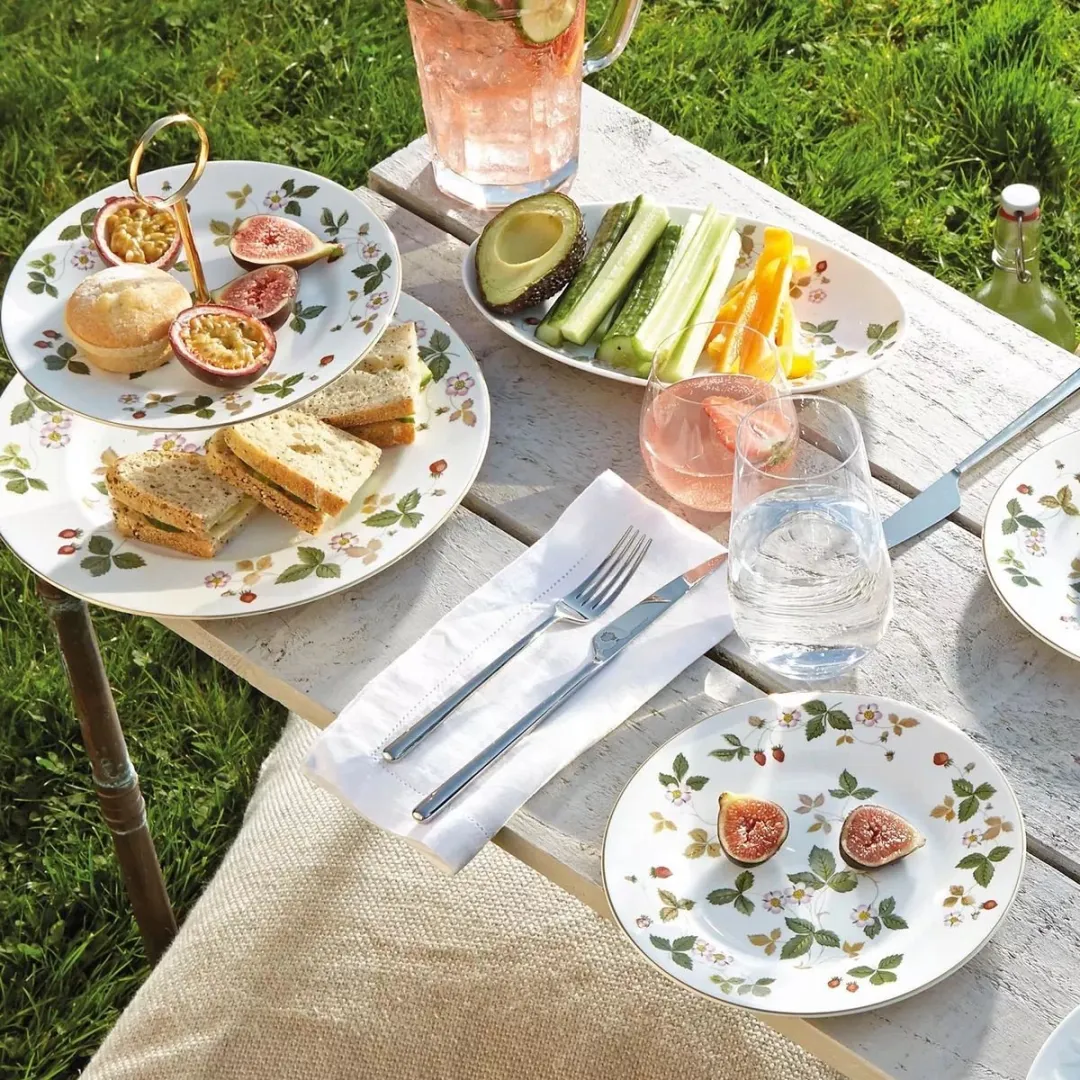 Wedgwood Wild Strawberry Dinerbord 27cm