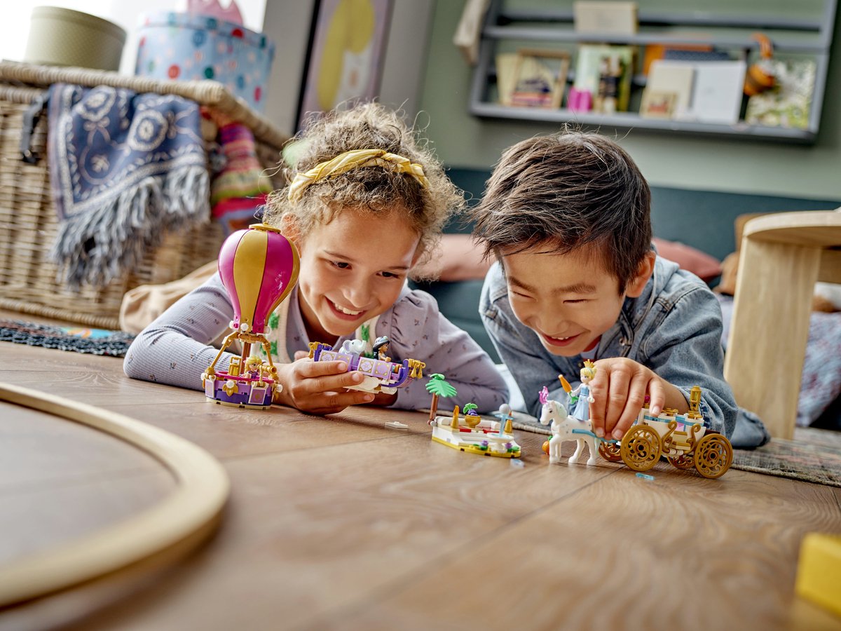 LEGO Disney Princess Betoverende reis van prinses Set - 43216