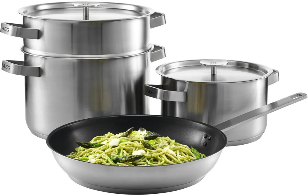 AEG A4SS Pannenset 4-delig - RVS - 24cm & 16cm