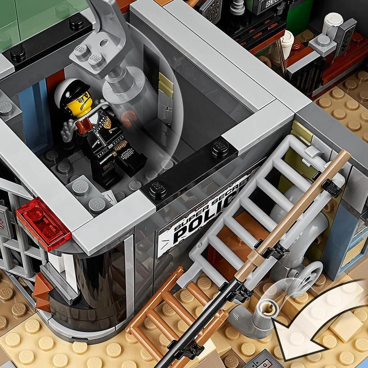 LEGO Movie 2 70840 Apocalypsstad - 3178 Stukken - 13 Minifiguren