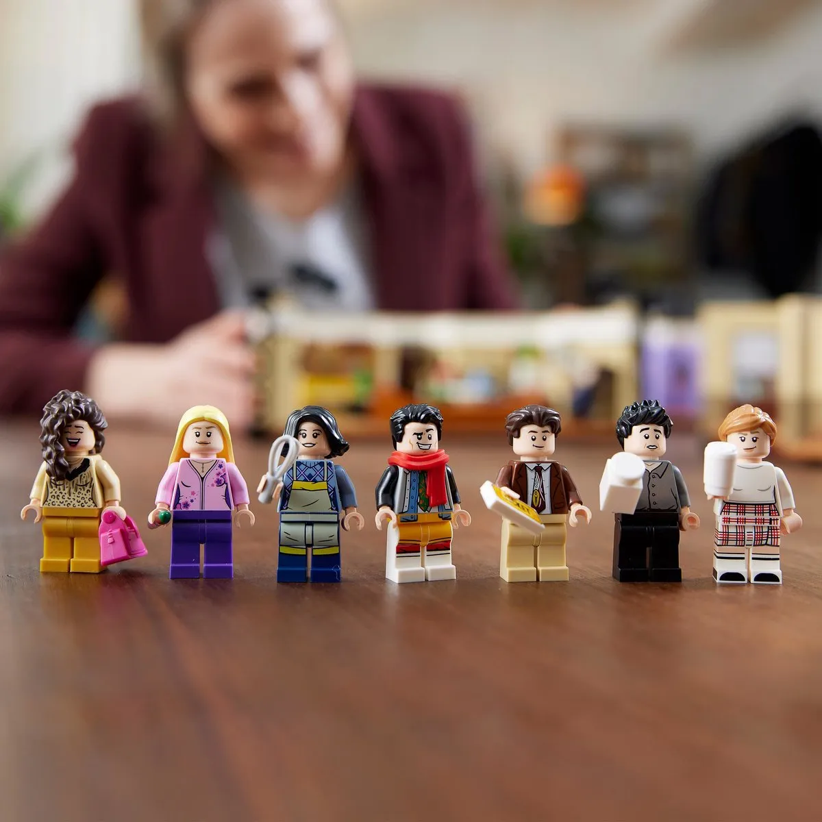 LEGO Creator Expert 10292 Appartementen van Friends - 2048 Stukken