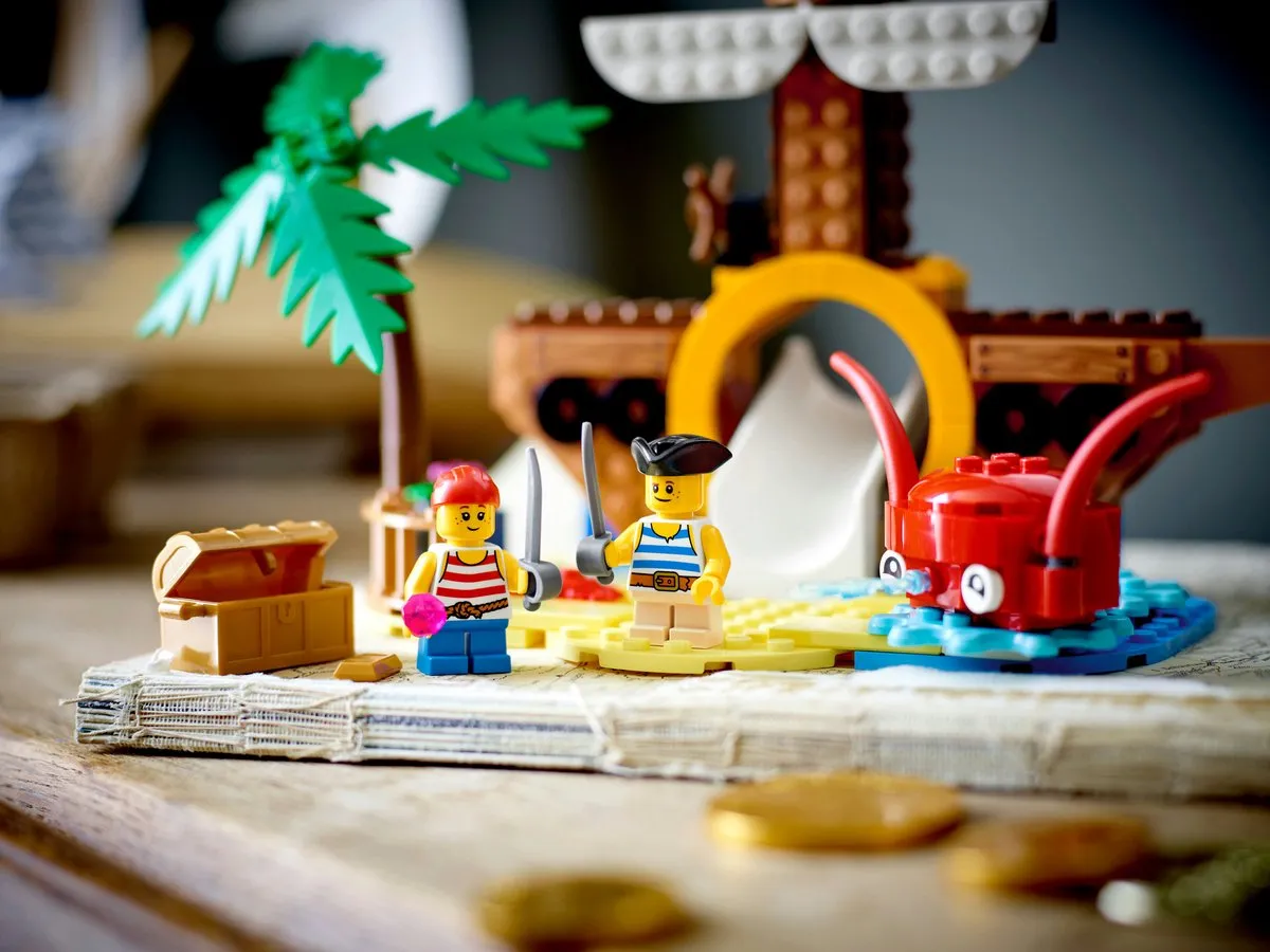 LEGO Piratenschip Speeltuin 40589 - 160 Stukken - 2 Minifiguren