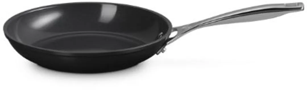 Le Creuset Essential Keramische Koekenpan 24cm