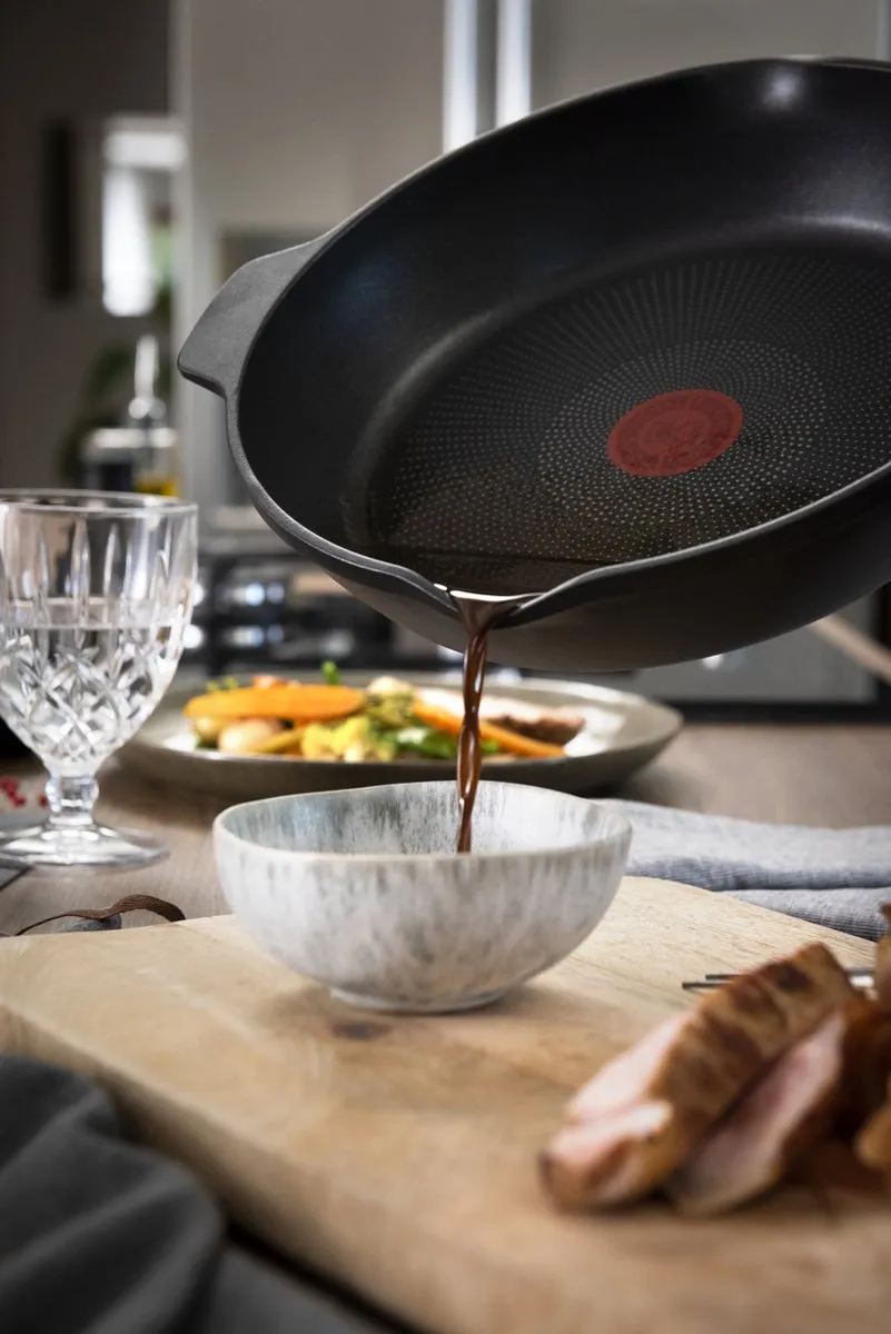 Tefal Robusto Koekenpan 28cm - Inductie - Non-Stick - Zwart