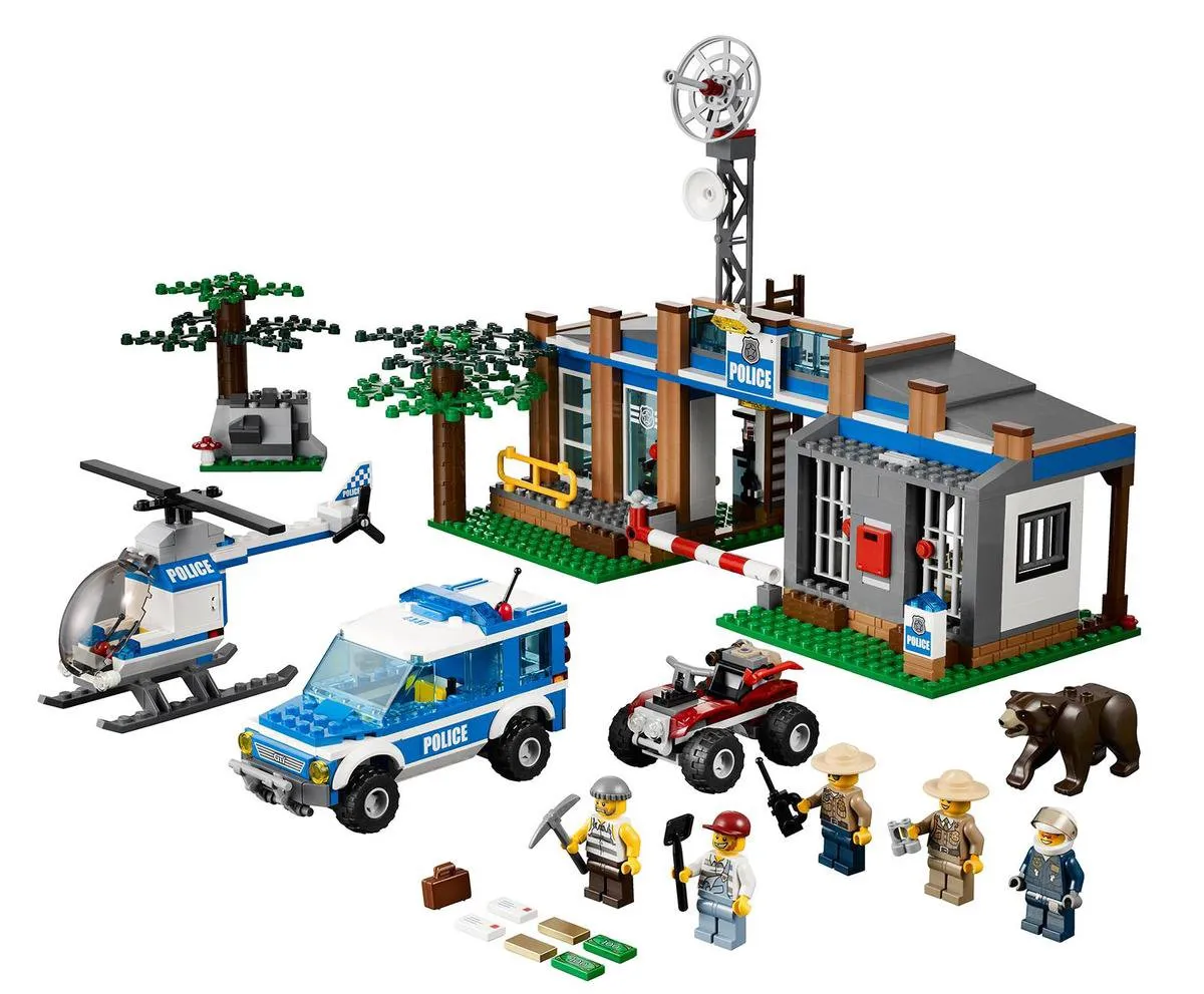 LEGO City Bospolitiebureau 4440 - 633 Stukken