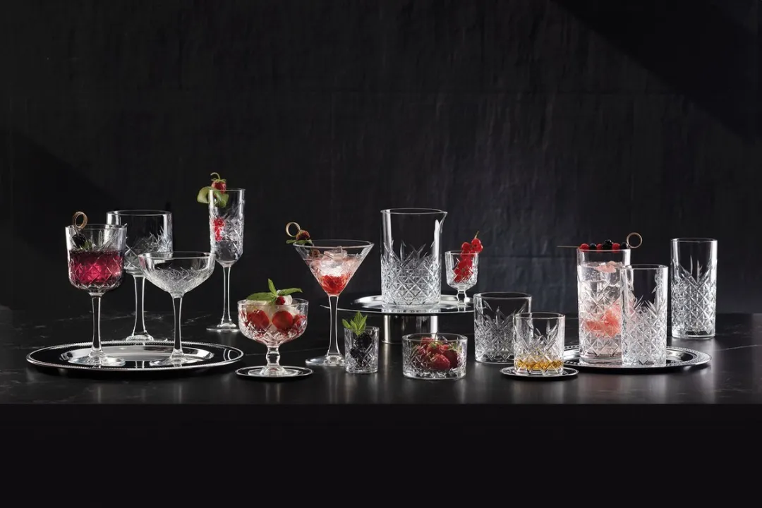 Pasabahce Timeless Wijnglas 33cl - 4 Stuks