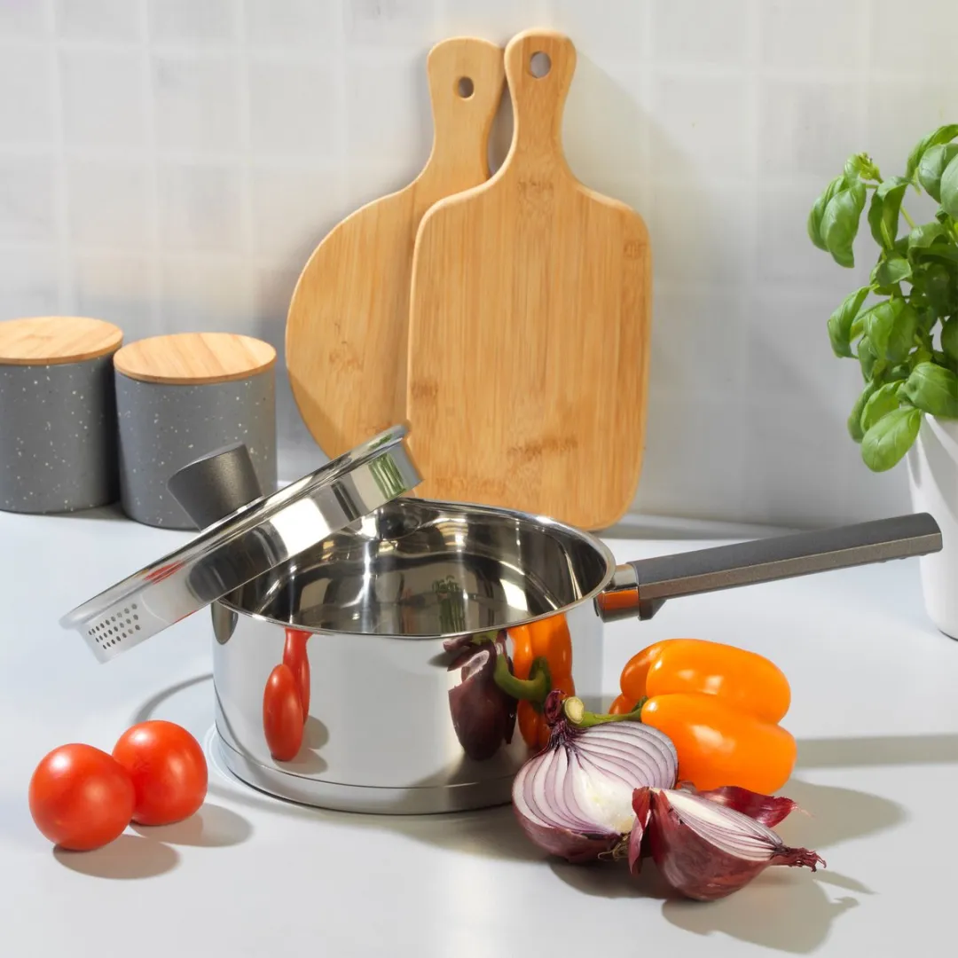 Russell Hobbs Excellence 16cm Kookpan - Zilver