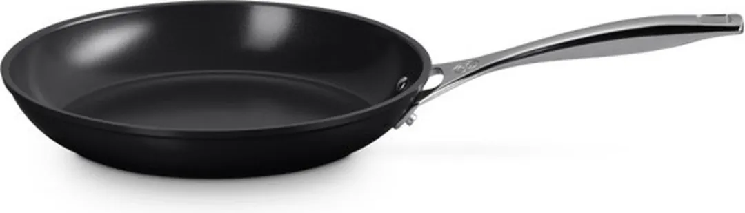 Le Creuset Essential Keramische Koekenpan 26cm - Zwart