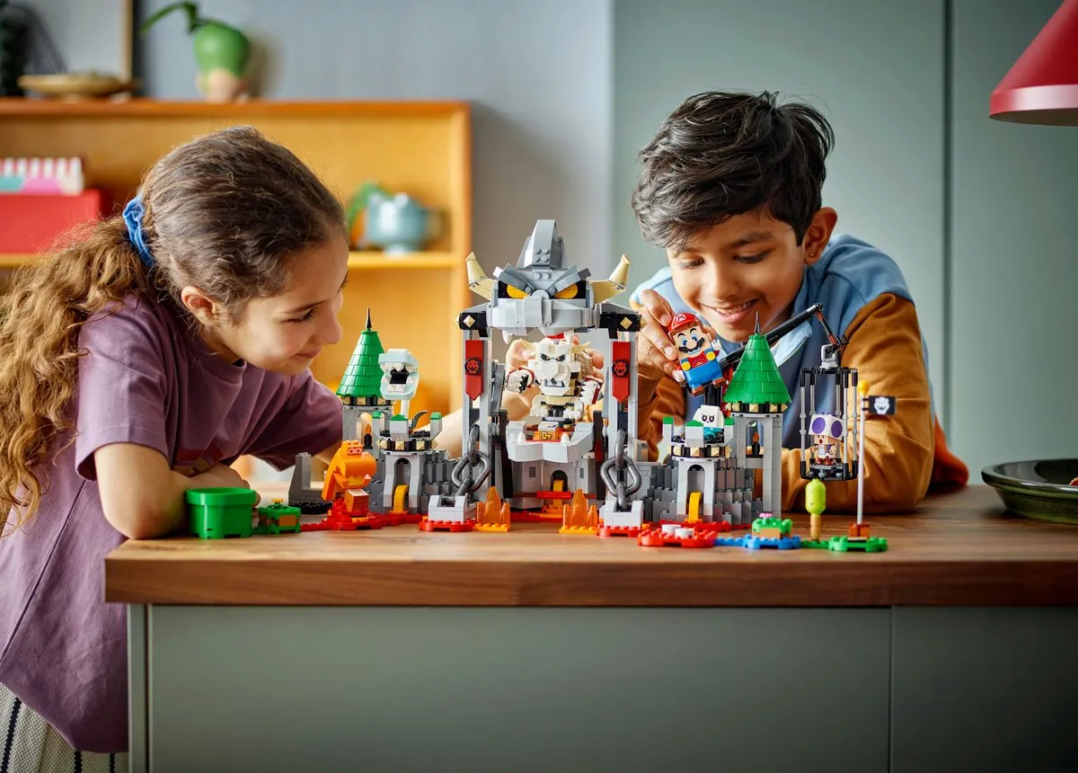LEGO Gevecht op Dry Bowsers Kasteel 71423 - Meerkleurig