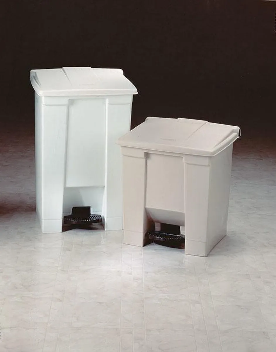 Rubbermaid Step On Container 45L - Wit