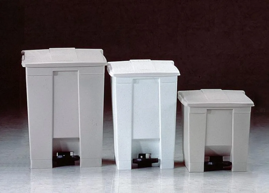 Rubbermaid Step On Container 45L - Wit