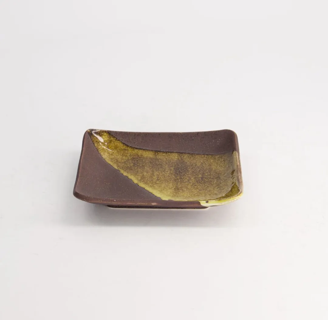 Tokyo Design Studio Yuzucha Nagashi Bord 21066 - Bruin/Goud