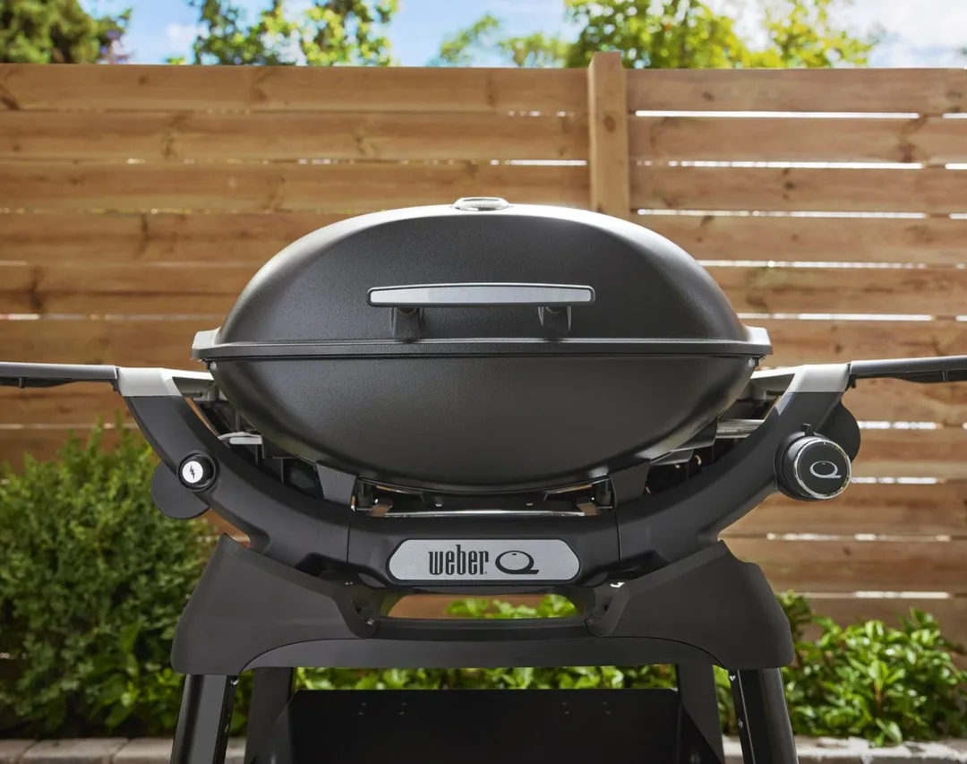 Weber Q 2200N Gasbarbecue - 12 Burgers - Zwart