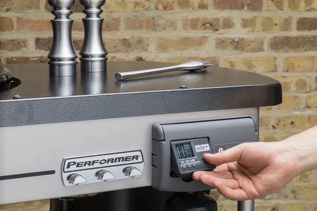 Weber Performer Deluxe GBS Barbecue 57cm - Zwart