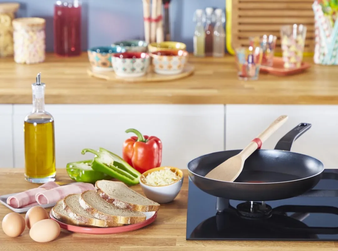 Tefal Easy Cook & Clean Koekenpan 28cm - Zwart