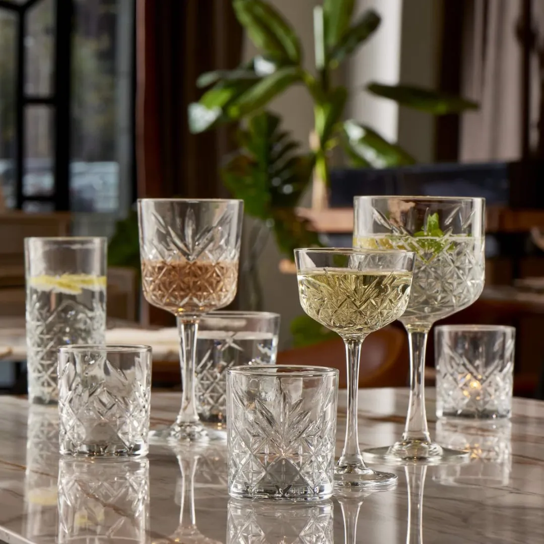 Pasabahce Timeless Martiniglas 23 Cl Gouden Rand - 4 Stuks