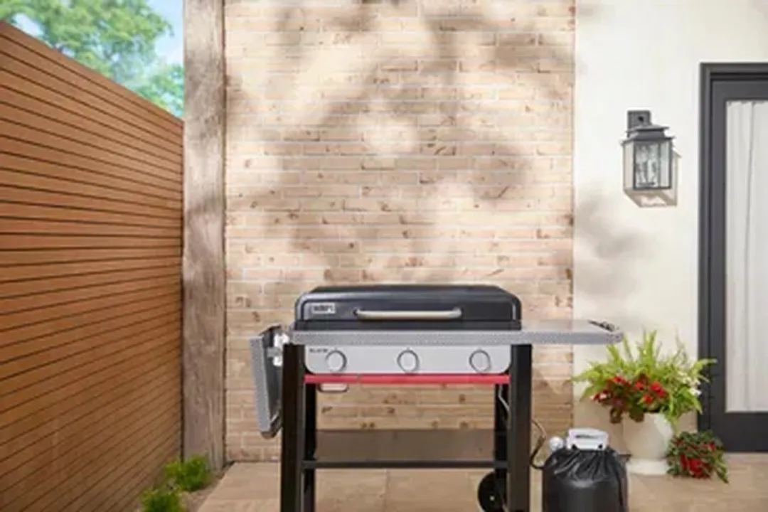 Weber Slate Plancha Premium 71cm - 3 Branders - Zwart