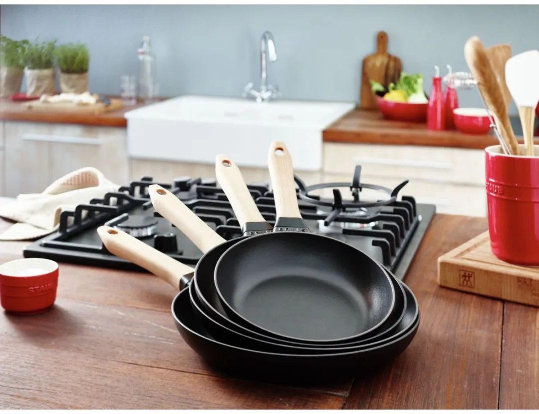 Staub Koekenpan 28cm - Zwart
