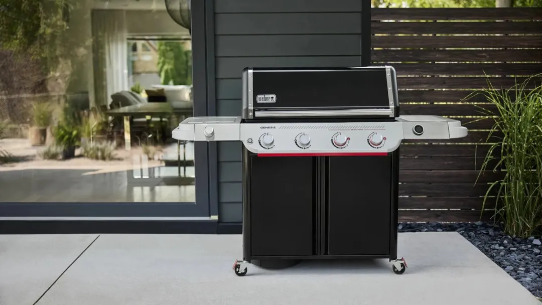 Weber Genesis E-435W Gasbarbecue - 4 Branders - Zwart