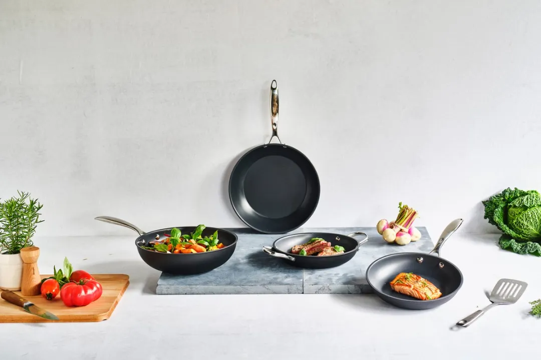 Cosy&Trendy Revolution Serveerpan 24cm - Zwart