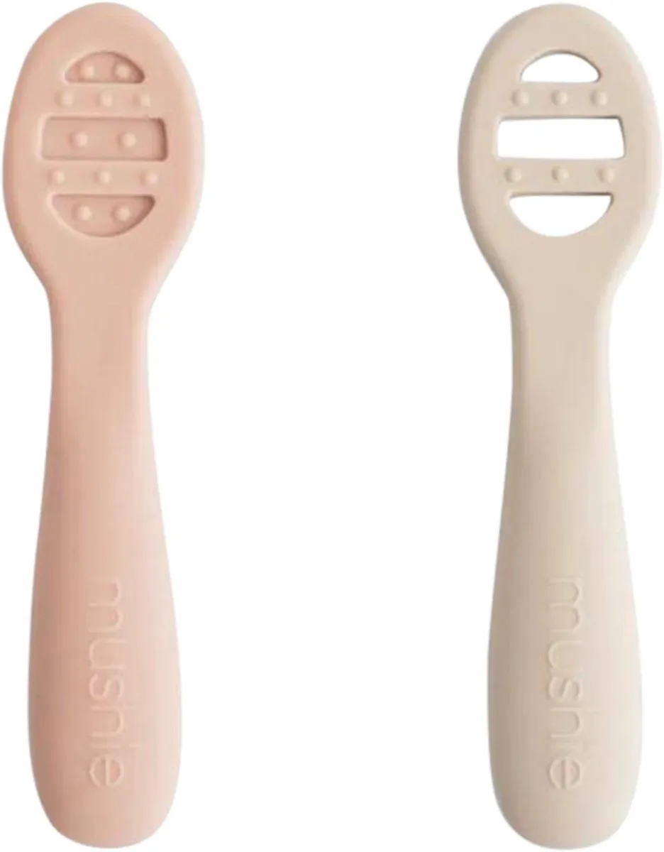 Mushie First Feeding Baby Lepers 2 Stuks - Blush/Shifting Sand