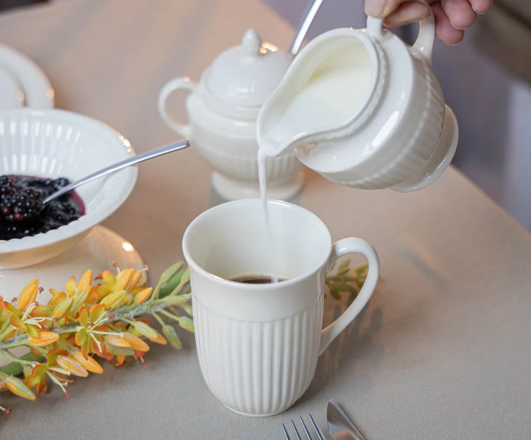 Wedgwood Edme Melkkannetje 250ml - Crème