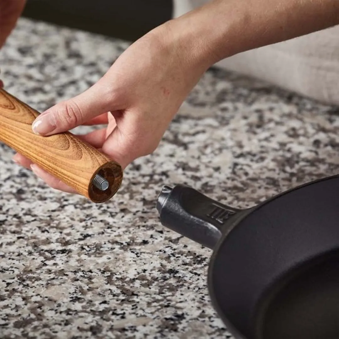 Fiskars Norden Gietijzeren Koekenpan 28cm - Zwart