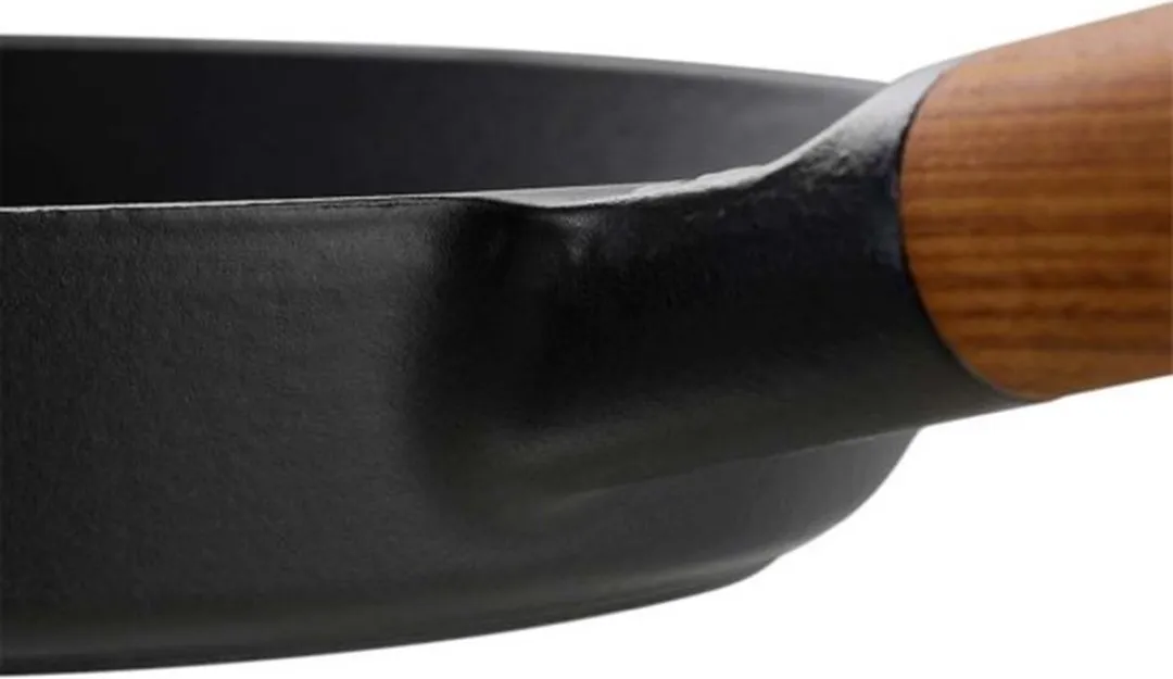 Fiskars Norden Gietijzeren Koekenpan 28cm - Zwart