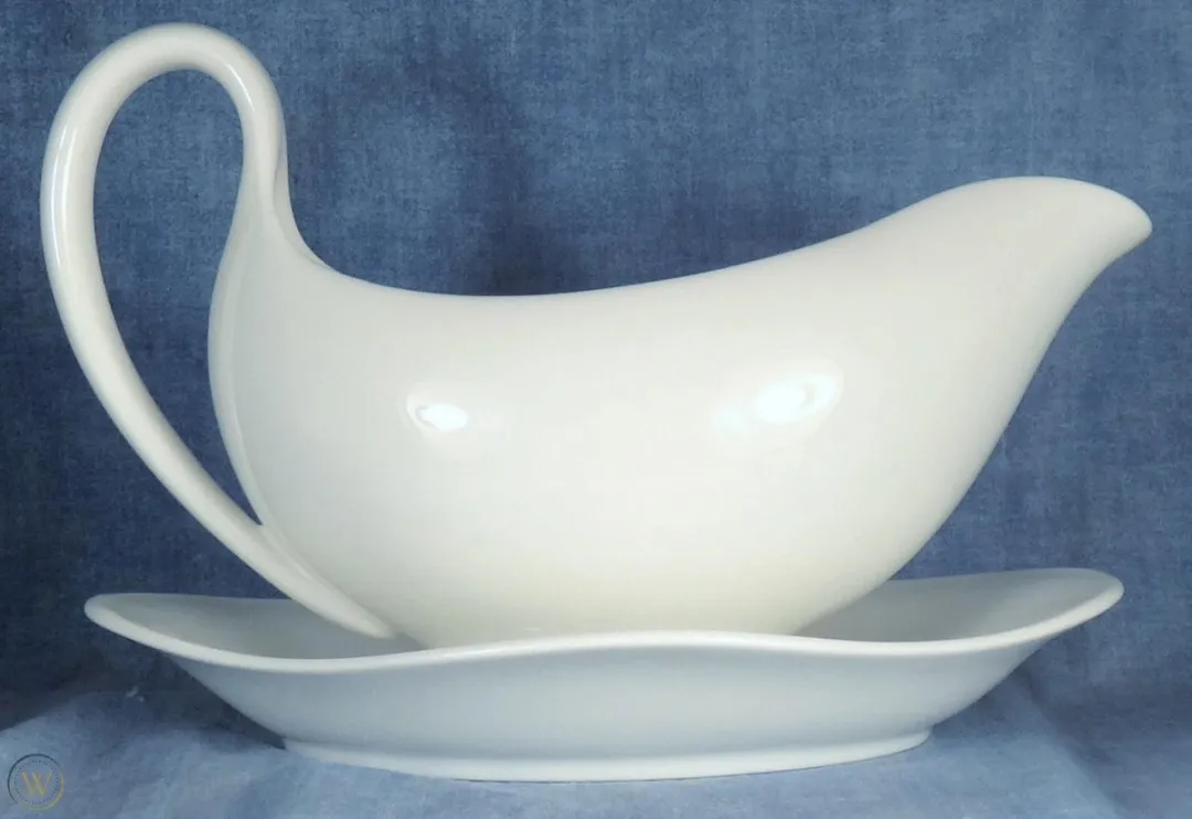 Wedgwood White China Onderbord voor Sauskom