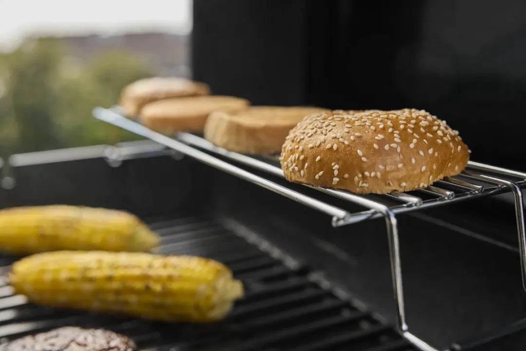 Weber Spirit E-210 Gasbarbecue - 2 Branders - Zwart
