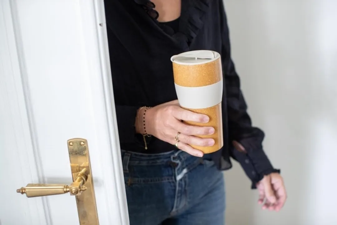 Koziol Aroma To Go XL Herbruikbare Koffiebeker 700ml - Zandbeige