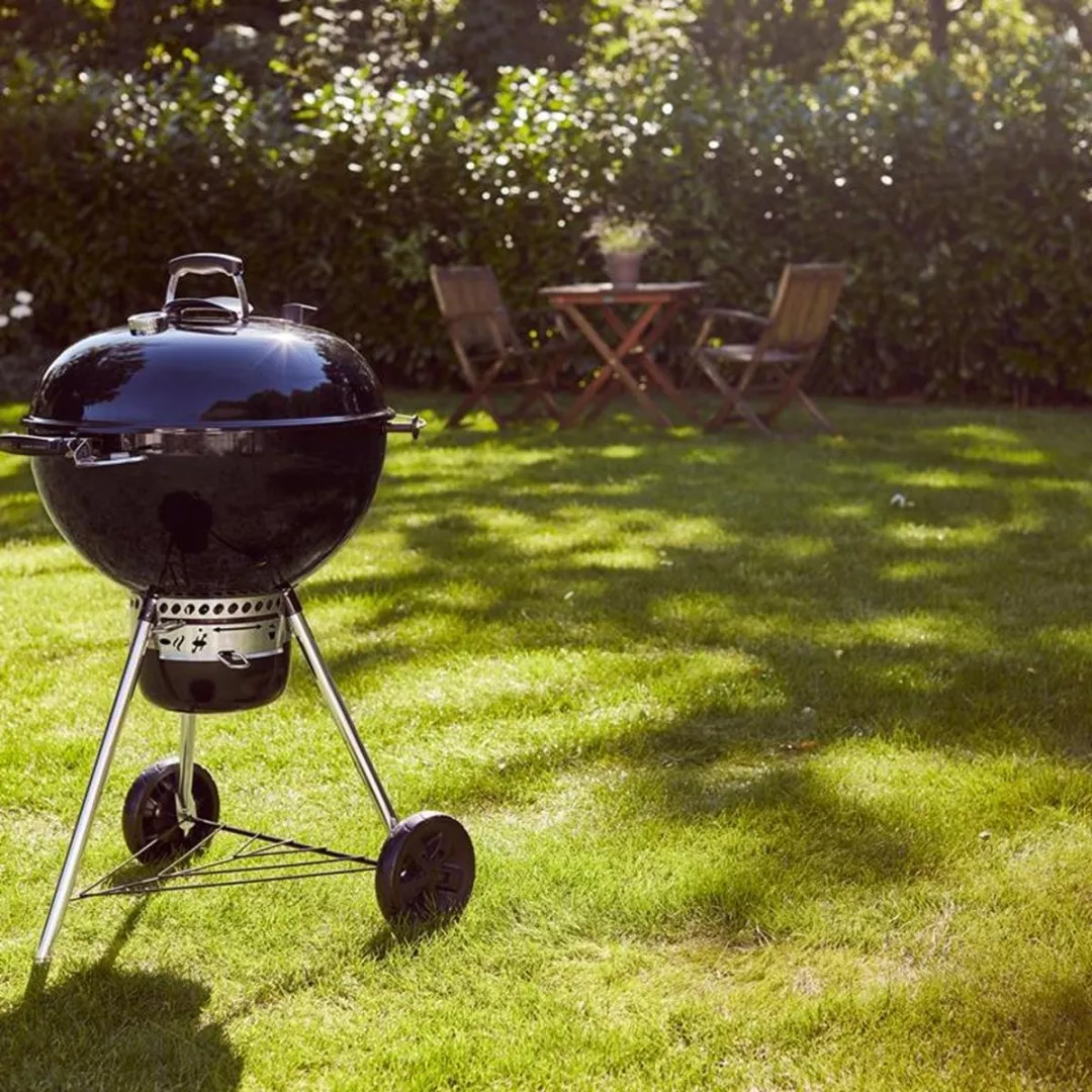 Weber Master Touch GBS E-5750 Houtskoolbarbecue 57cm - Zwart
