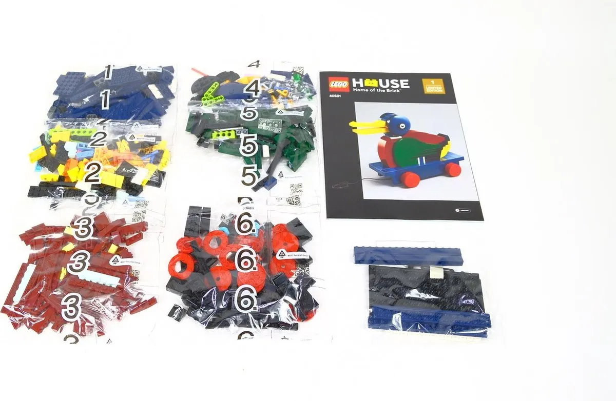 LEGO The Wooden Duck Limited Edition 40501 - 621 Stukken