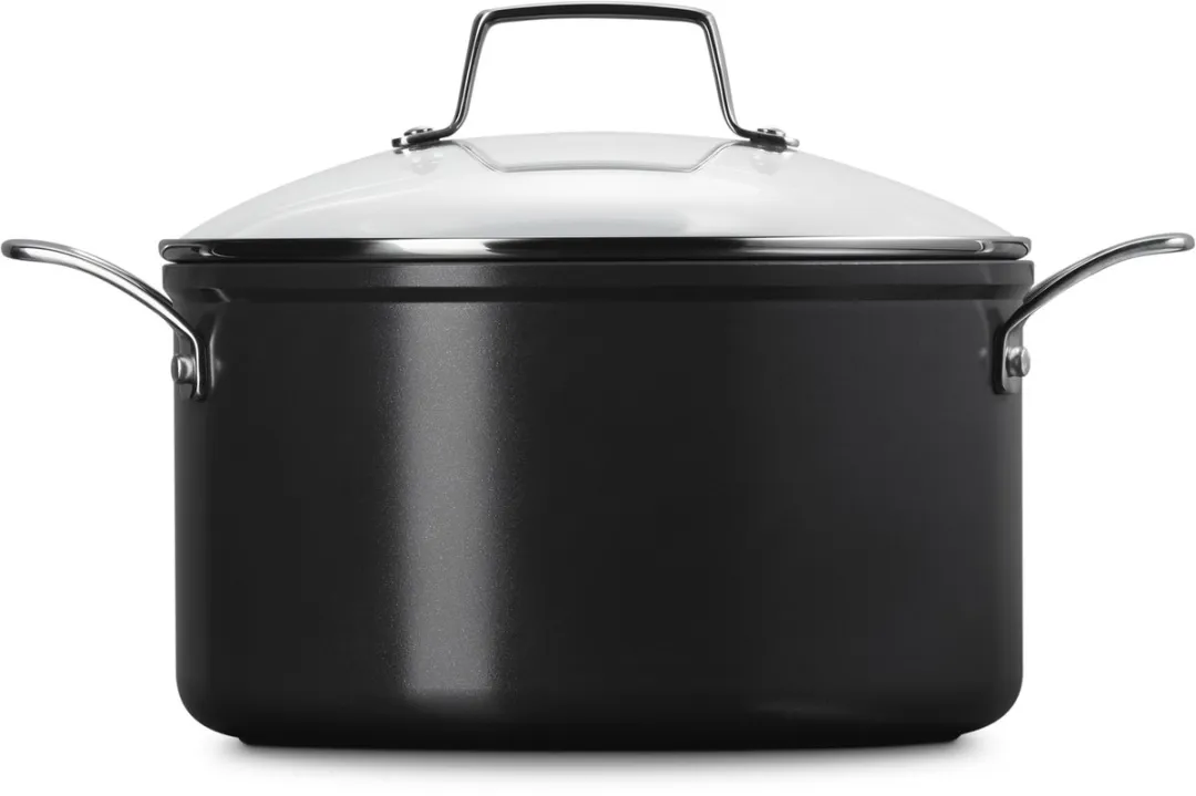 Le Creuset Essential Keramische Kookpan 24cm - Zwart