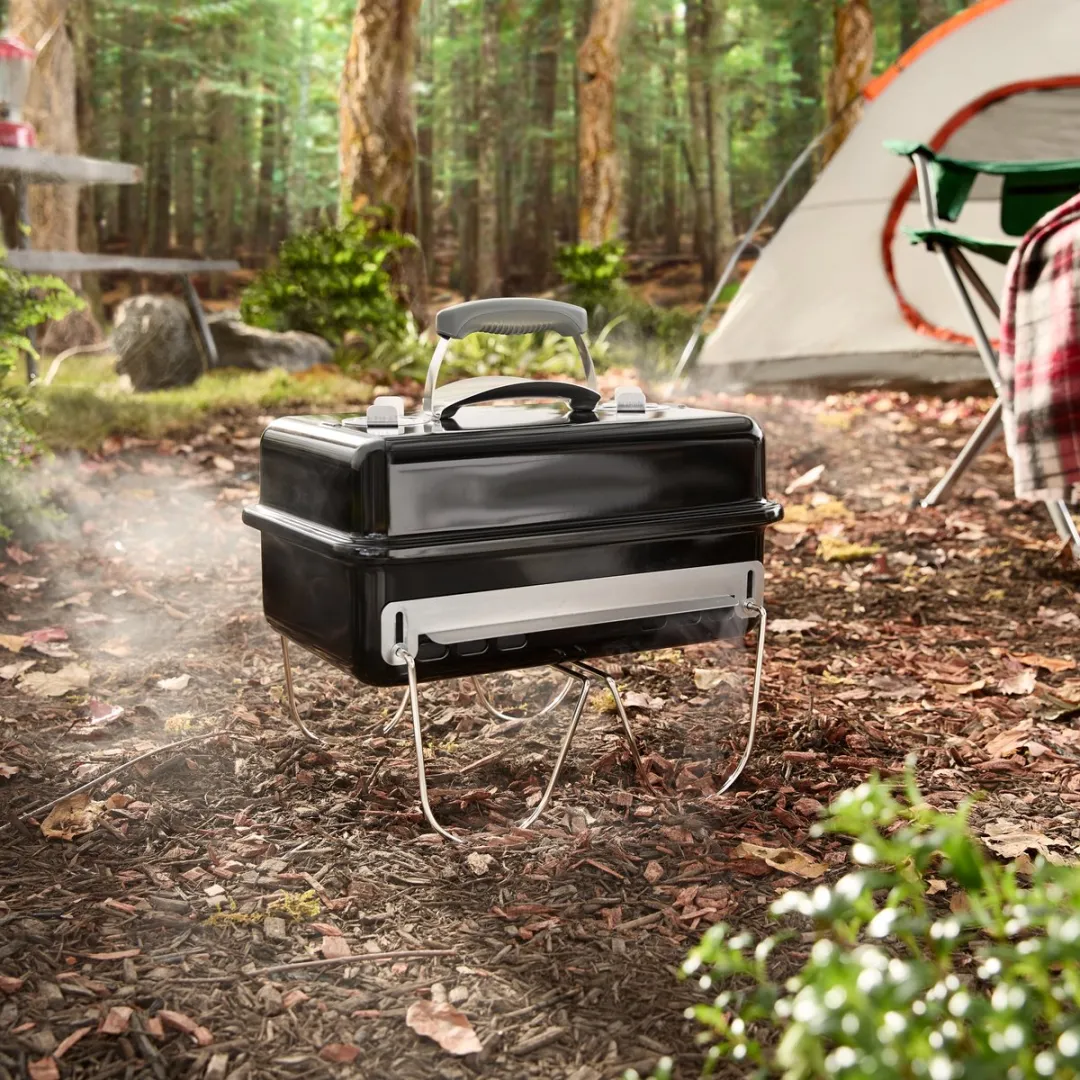 Weber Go-Anywhere Houtskoolbarbecue - 8 Hamburgers - Black