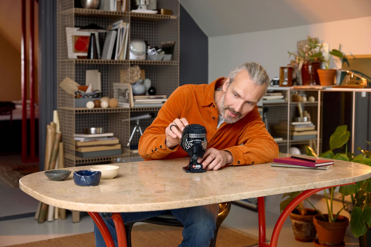 LEGO® Star Wars™ Kylo Ren™ Helm, Set voor Volwassenen - 75415