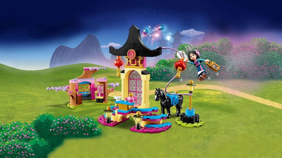LEGO Disney Princess Mulan Trainingsplaats 43182 - 157 Stukken