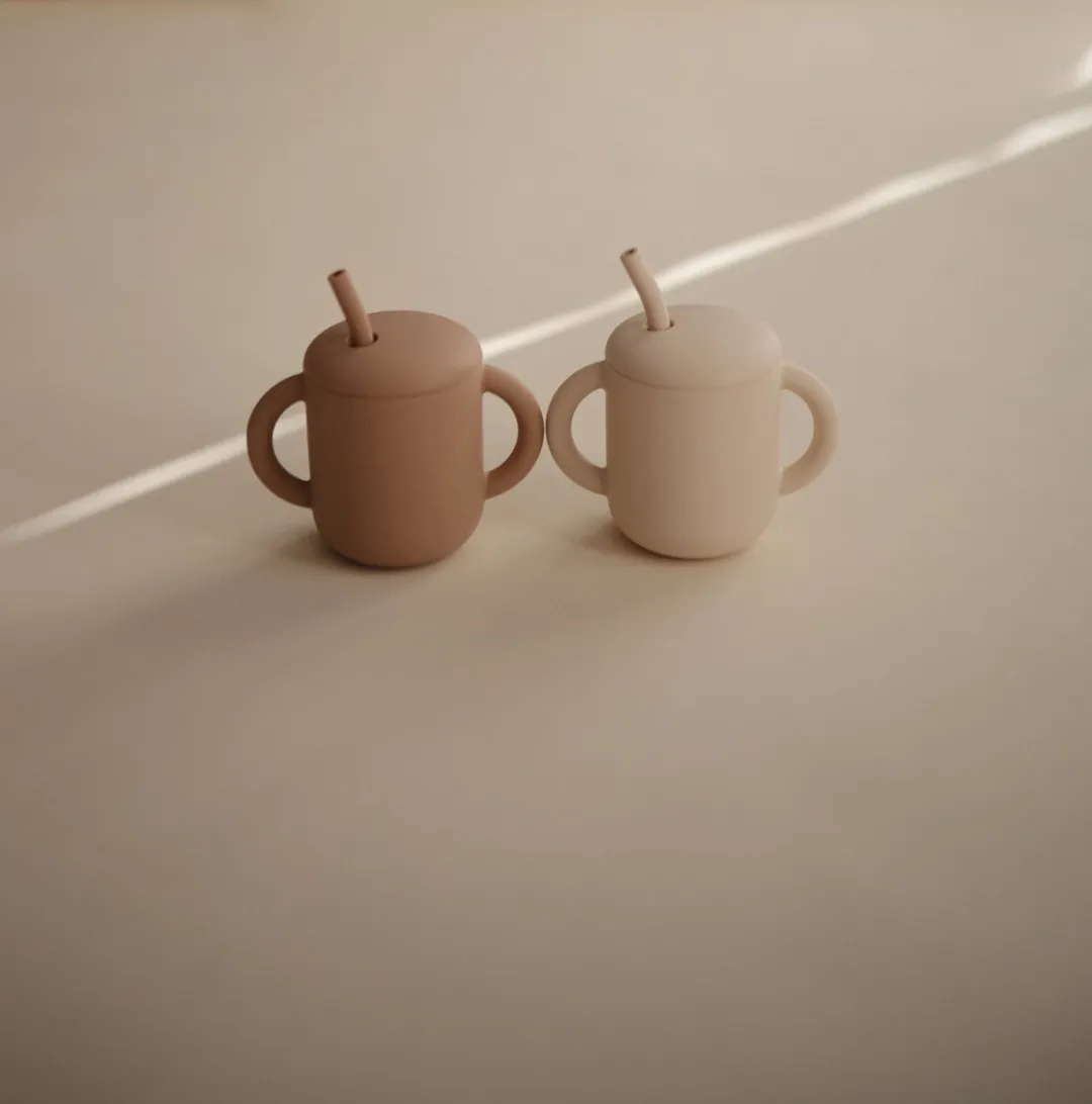 Mushie - Oefenbeker met Deksel en Rietje - Oefenbeker - Natural