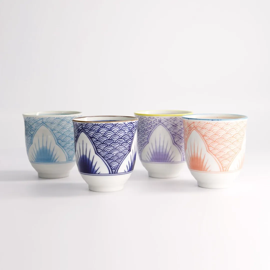 Tokyo Design Studio Lily Flower Theekopjes Set 4-delig - 250ml - Meerkleurig