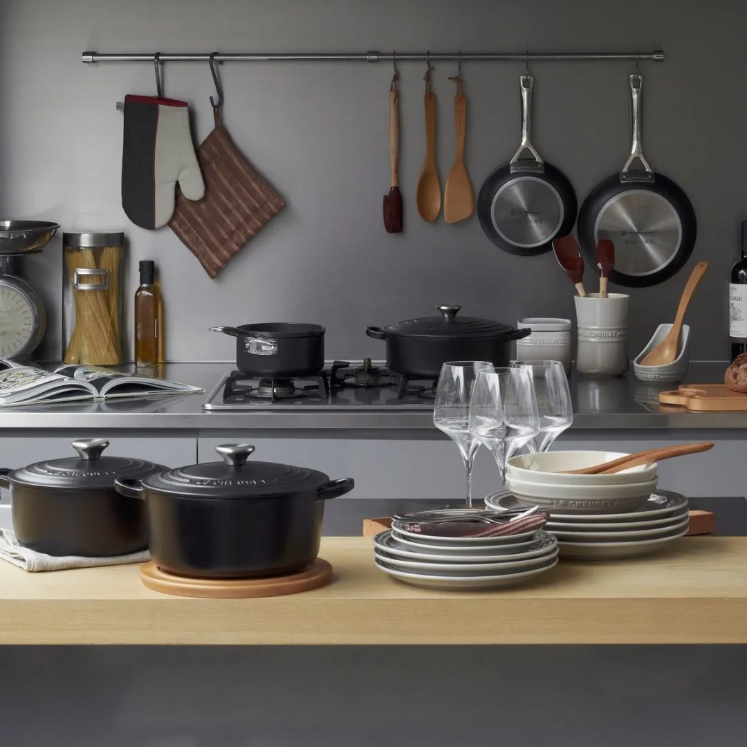 Le Creuset Signature Braadpan 28cm - Zwart