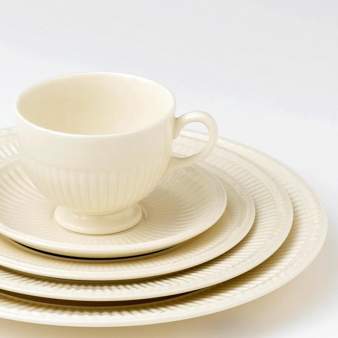Wedgwood Edme Slaschaal 25cm - Crème
