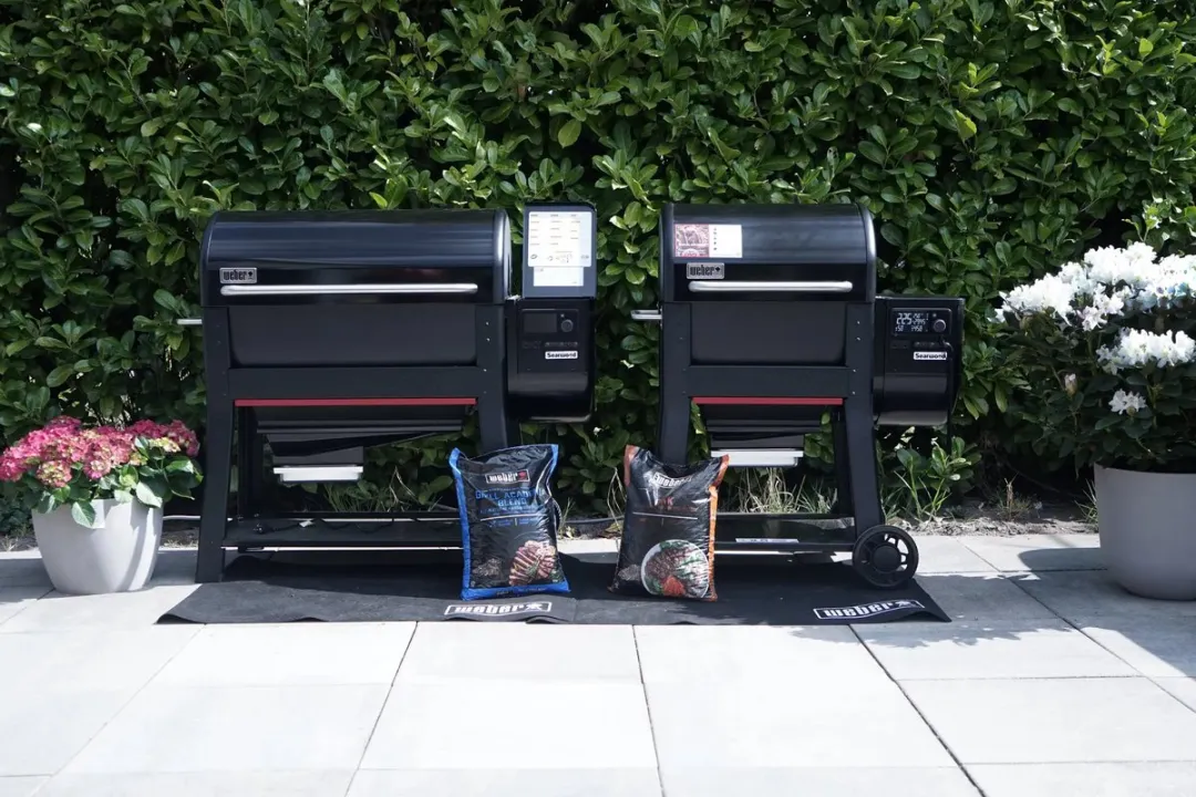 Weber Searwood 600 Pelletbarbecue - Zwart