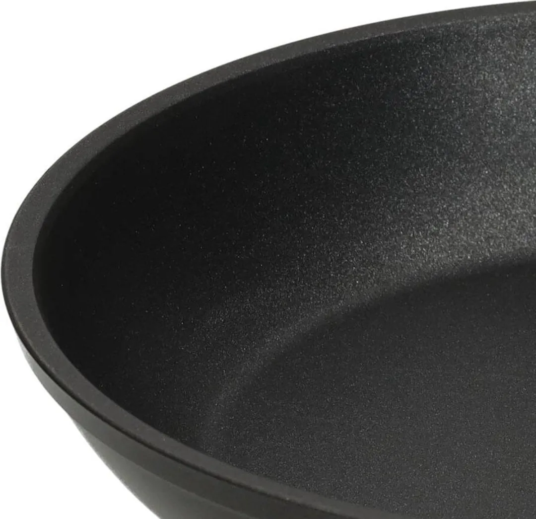 Le Creuset Les Forgées Koekenpan 22cm - Zwart - afbeelding 6 van 6