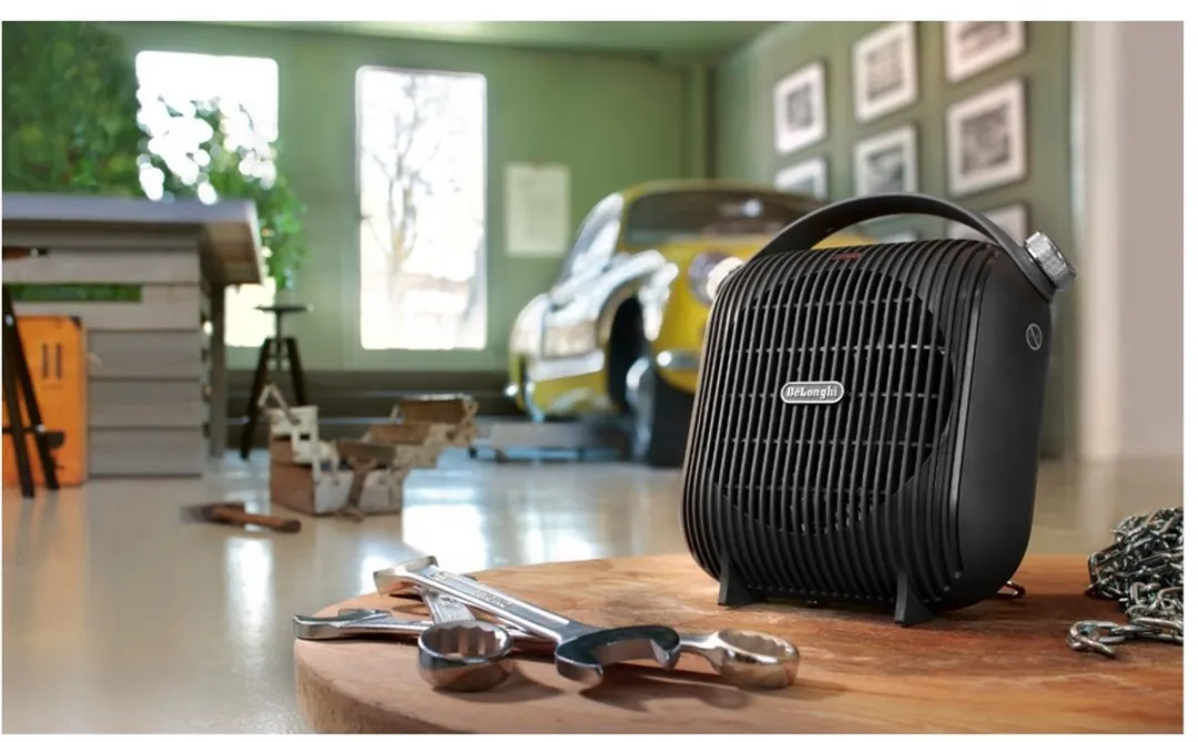 De'Longhi HFS30C24.DG Luchtverhitter 2400W - Zwart