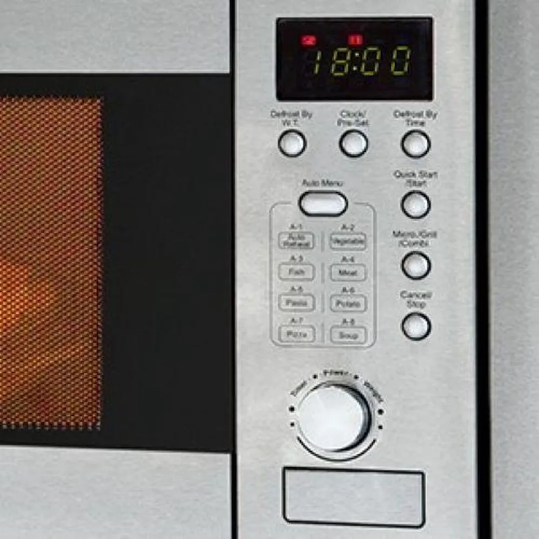 Bomann MWG 2215 EB Combi-magnetron 800W - RVS