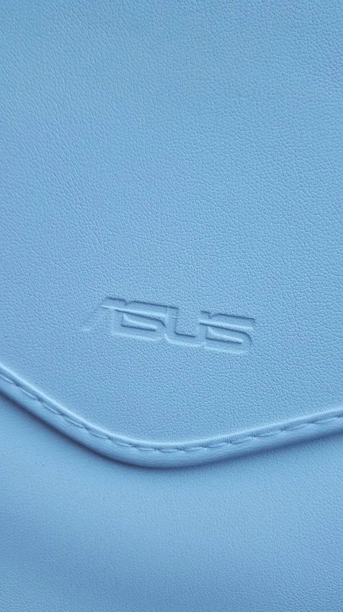 ASUS 13.3inch Laptophoes - 13,3 inch - Wit - afbeelding 2 van 4